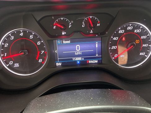Used 2019 Chevrolet Camaro LT RWD image 13