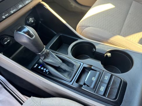 Used 2021 Hyundai Tucson SE image 21