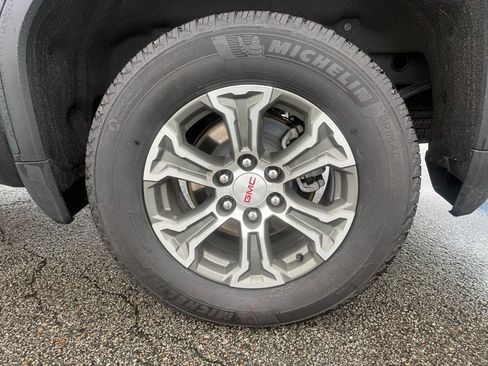 Certified 2025 GMC Sierra 1500 SLT AWD/4WD image 33