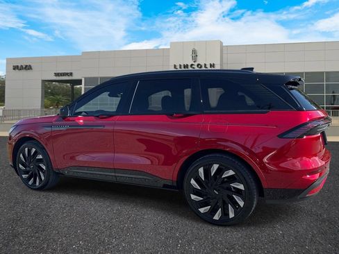 Certified 2024 Lincoln Nautilus Reserve w/ Equipment Group 202A AWD/4WD image 5