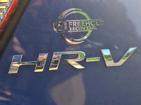Used 2021 Honda HR-V EX image 32