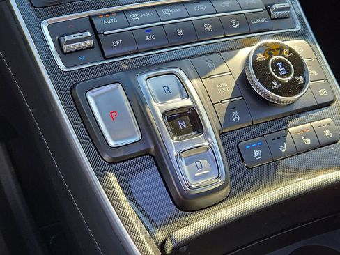 Certified 2023 Hyundai Santa Fe Limited w/ Cargo Package image 18