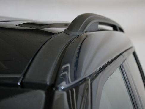 Certified 2022 Ford Explorer XLT w/ Equipment Group 202A image 23