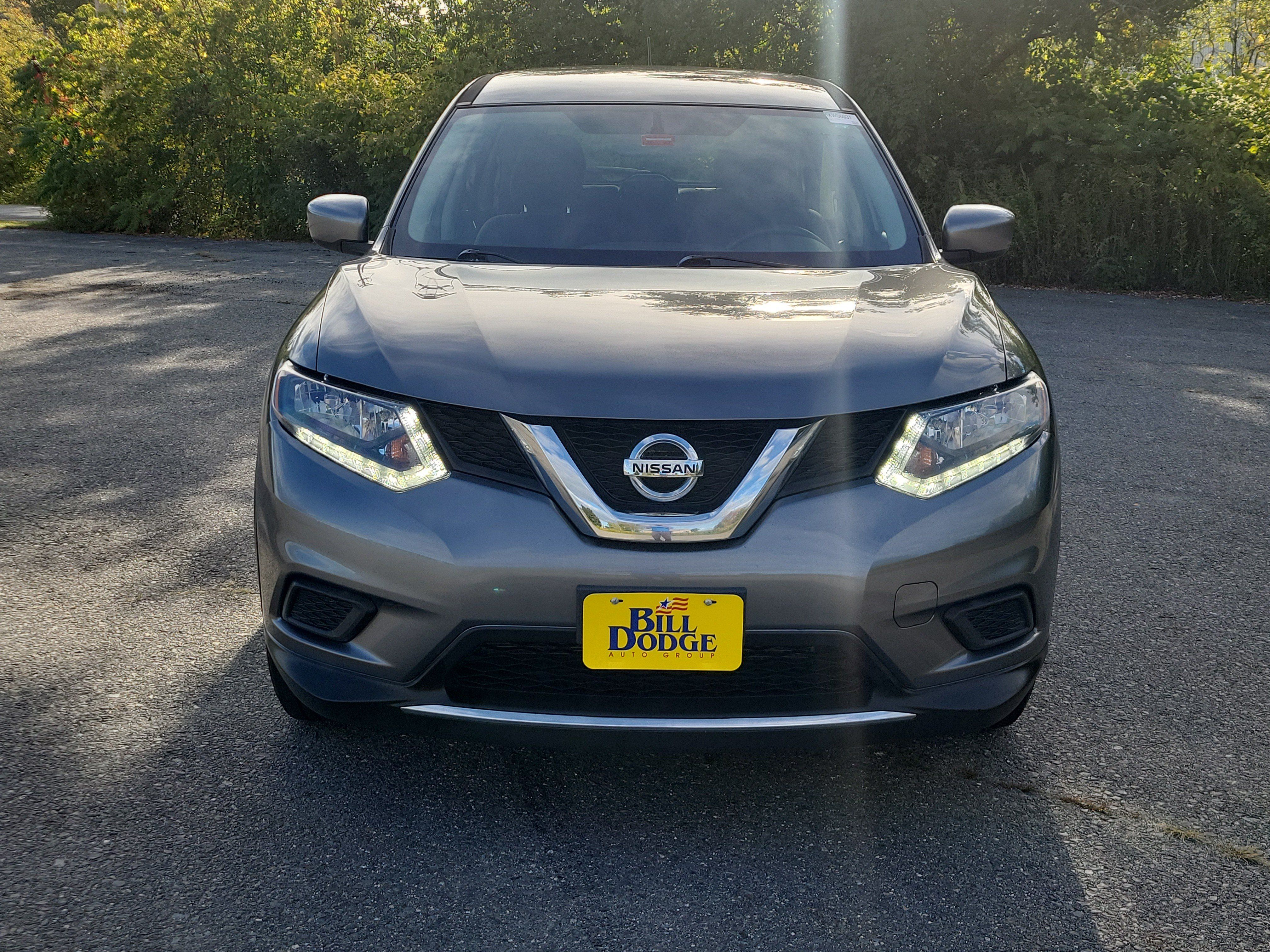 Used 2016 Nissan Rogue S AWD/4WD image 2