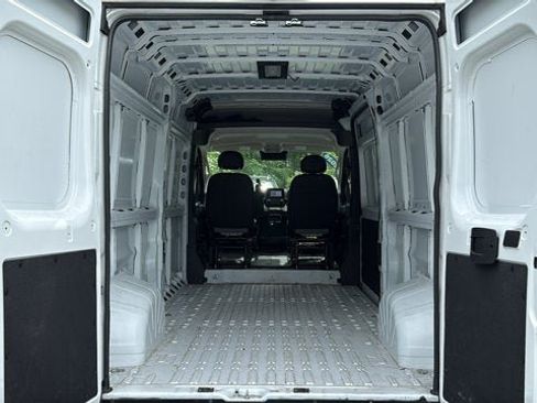 Used 2026 RAM ProMaster 2500 w/ Convenience Group FWD image 27