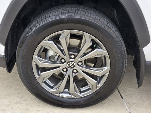 Certified 2024 Toyota RAV4 XLE Premium AWD/4WD image 8