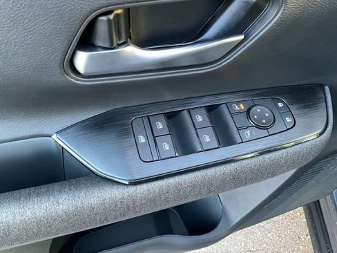 New 2026 Nissan Kicks SV w/ SV Premium Package AWD/4WD image 11