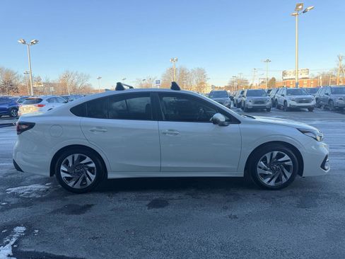Used 2024 Subaru Legacy Limited image 6