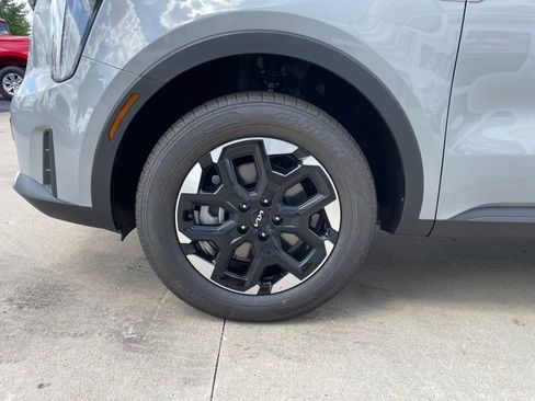 New 2026 Kia Sorento S AWD/4WD image 16