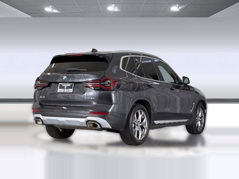 Used 2024 BMW X3 xDrive30i w/ Convenience Package AWD/4WD image 9