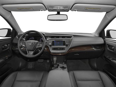 Used 2013 Toyota Avalon Limited FWD image 7