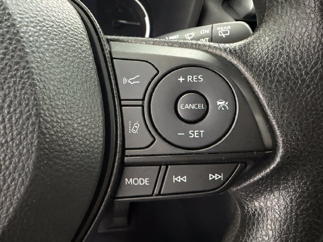 Used 2025 Toyota RAV4 LE FWD image 12