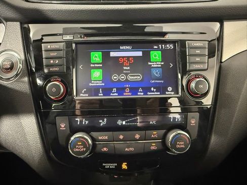 Used 2020 Nissan Rogue Sport SL w/ Premium Package image 21