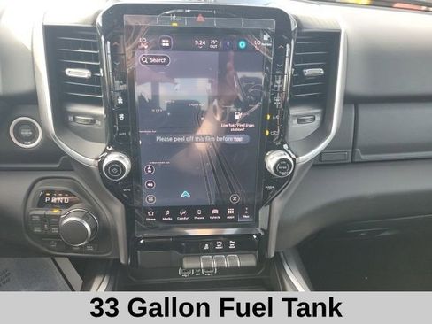 New 2026 RAM 1500 4x4 Crew Cab image 14