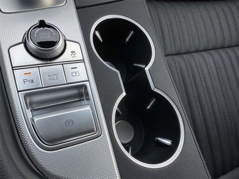 Certified 2026 Genesis G70 2.5T Prestige image 29