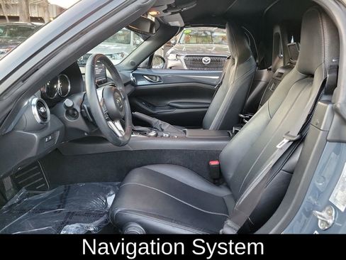Used 2021 MAZDA MX-5 Miata Grand Touring image 2