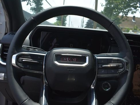 Used 2026 GMC Terrain Elevation FWD image 13