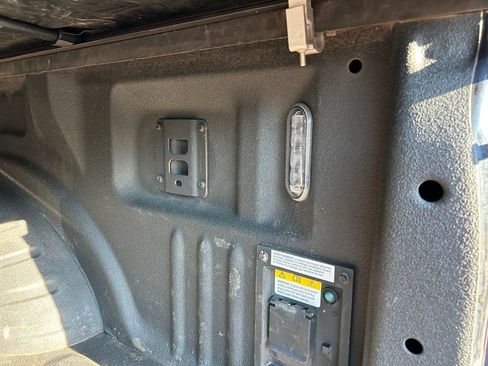 Used 2024 Ford F250 Platinum AWD/4WD image 28