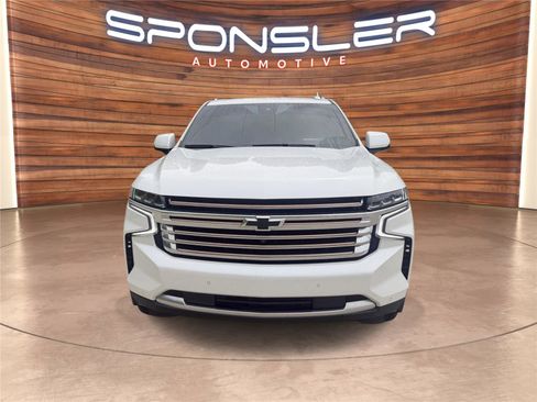 Used 2024 Chevrolet Suburban High Country w/ Premium Package AWD/4WD image 10