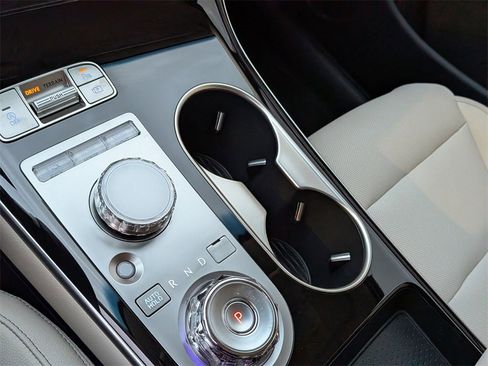 New 2026 Genesis GV70 2.5T image 23