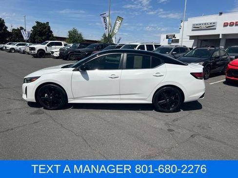 Used 2024 Nissan Sentra SR FWD image 2