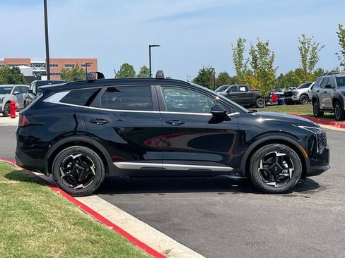New 2026 Kia Sportage EX w/ EX Panorama Roof Package FWD image 9