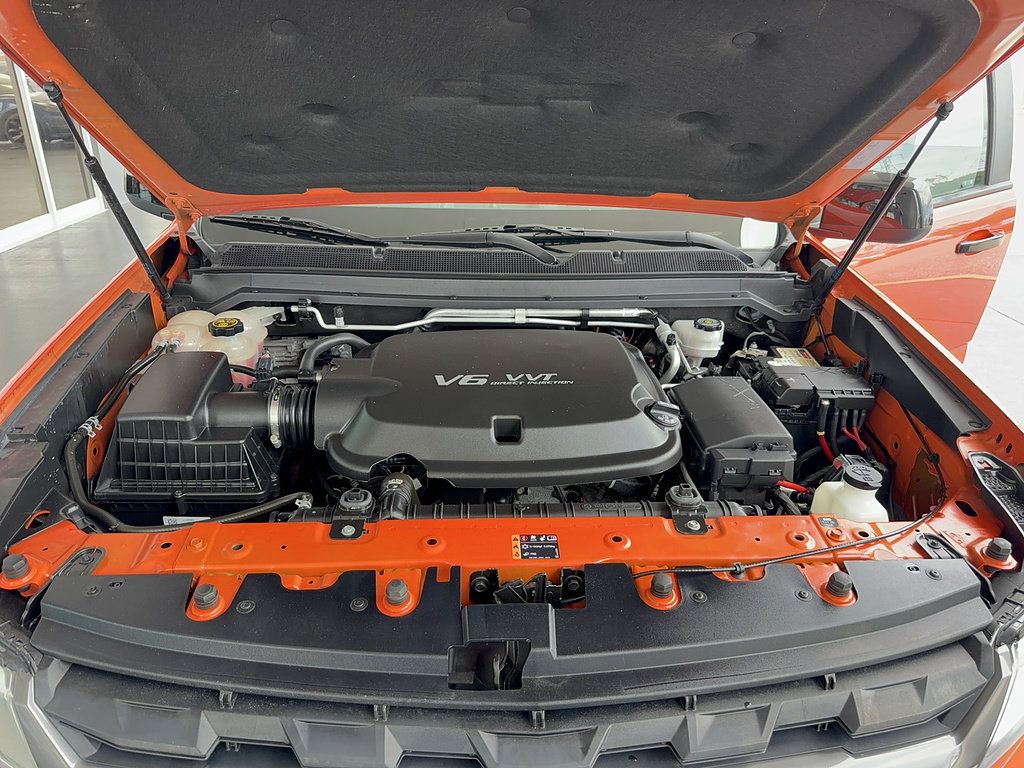 Used 2021 Chevrolet Colorado Z71 AWD/4WD image 35