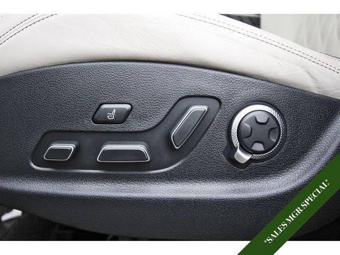 Used 2025 Genesis GV70 3.5T Sport w/ Sport Prestige Package AWD/4WD image 29