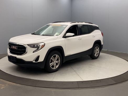 Used 2020 GMC Terrain SLE w/ Driver Convenience Package AWD/4WD image 9