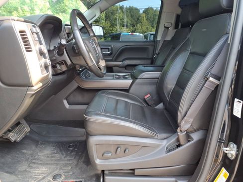 Used 2017 GMC Sierra 1500 Denali w/ Denali Ultimate Package AWD/4WD image 3