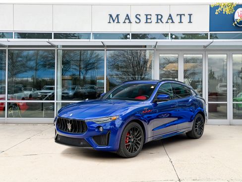Used 2023 Maserati Levante Trofeo AWD/4WD image 1