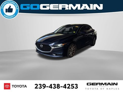 Used 2021 MAZDA MAZDA3 s image 1