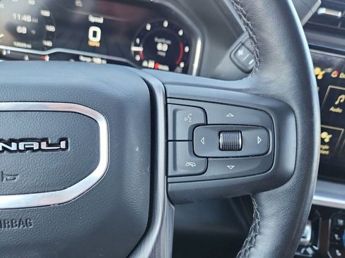 Used 2025 GMC Sierra 3500 Denali Ultimate AWD/4WD image 23