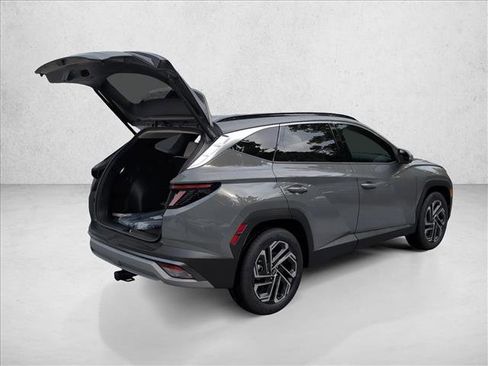 New 2026 Hyundai Tucson Limited FWD image 2