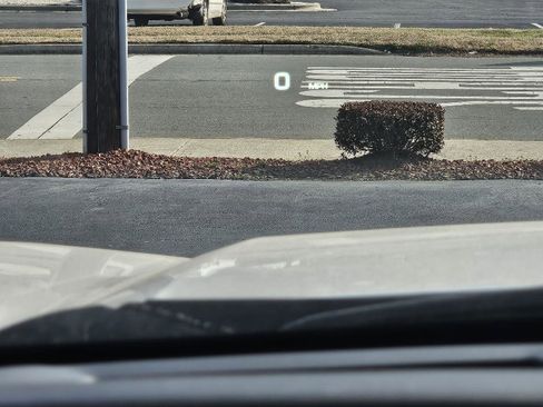 Used 2020 GMC Acadia Denali w/ Denali Ultimate Package image 9