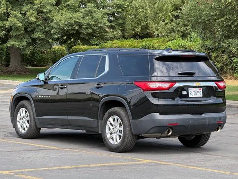 Used 2019 Chevrolet Traverse LT FWD image 3