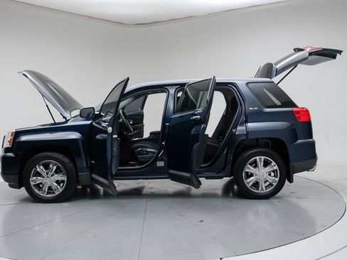 Used 2017 GMC Terrain SLE FWD image 18