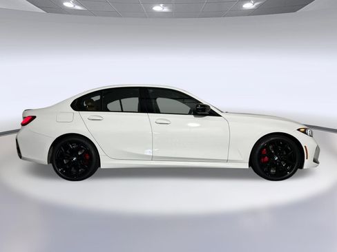 Used 2026 BMW 330i Sedan w/ M Sport Package RWD image 7