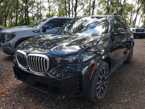Used 2024 BMW X5 sDrive40i w/ M Sport Package RWD image 2