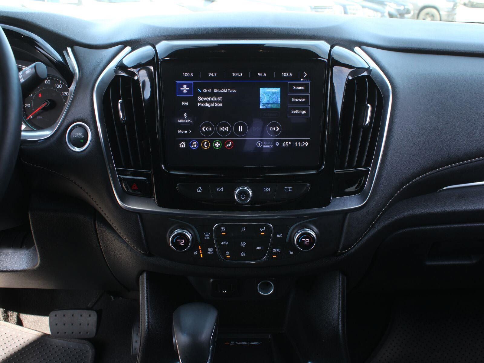 Used 2023 Chevrolet Traverse LT AWD/4WD image 13