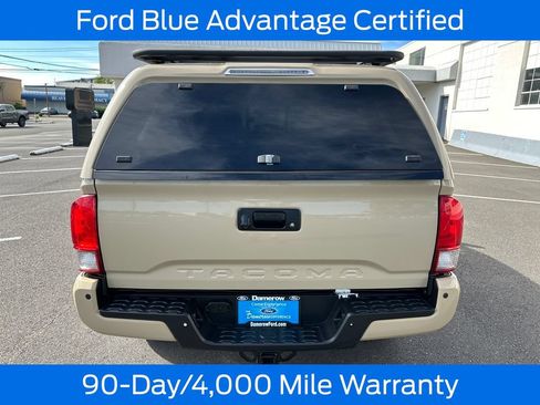 Used 2016 Toyota Tacoma TRD Off-Road w/ Premium & Technology Package AWD/4WD image 6