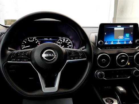 Used 2024 Nissan Sentra SV image 27