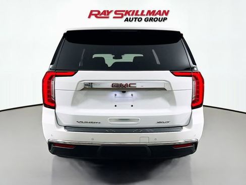 Used 2024 GMC Yukon XL SLT w/ SLT Luxury Package image 6