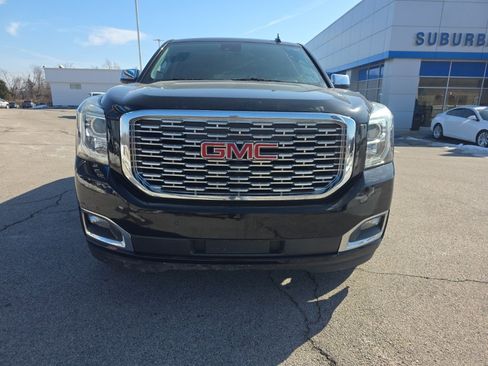 Used 2020 GMC Yukon Denali w/ Denali Ultimate Package image 2