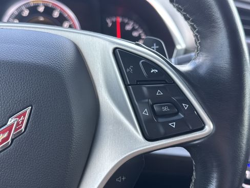 Used 2019 Chevrolet Corvette Stingray Coupe w/ Z51 1LT RWD image 15