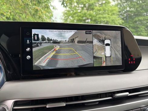 Used 2025 Hyundai Palisade SEL FWD image 18
