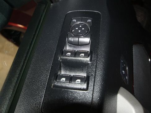 Used 2017 Ford F150 Lariat w/ Equipment Group 502A Luxury image 6