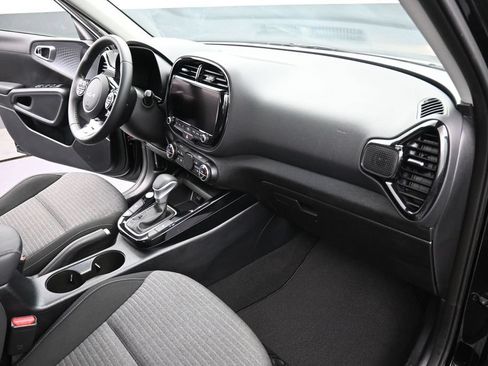 Used 2023 Kia Soul EX FWD image 16