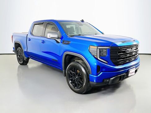 Used 2023 GMC Sierra 1500 Elevation AWD/4WD image 4