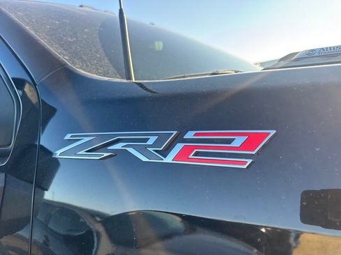 Used 2025 Chevrolet Silverado 2500 ZR2 w/ Technology Package AWD/4WD image 4